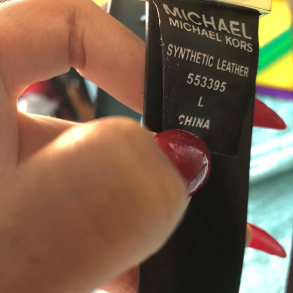 ✨🛍🎀Micheal Kors Belt🎀🛍✨ - Picture 4 of 4
